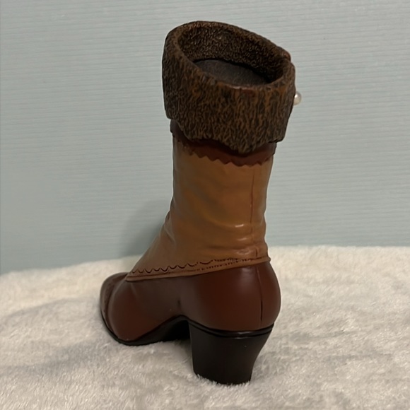 Just the Right Shoe Titled “High Buttoned Boot” #25034 (1999) Miniature Shoe - Picture 6 of 9